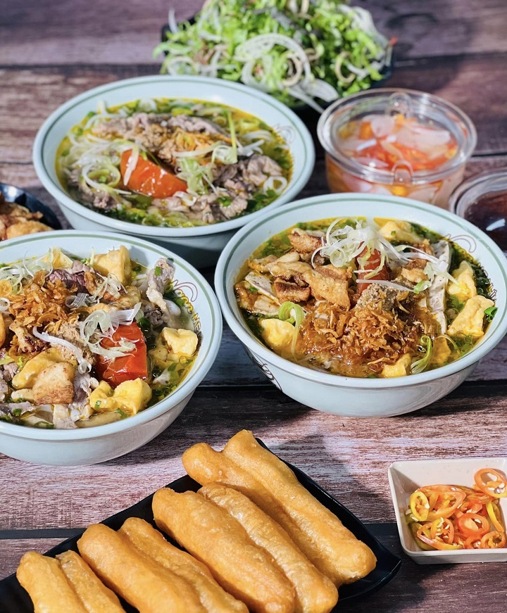 Bun rieu cua