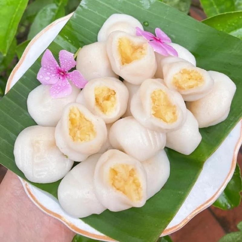 Vietexplorer.com - Quan Ganh Banh Day: Traditional Hanoi’s Rustic Snack