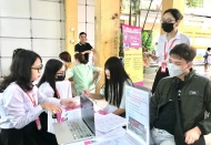 Hanoi creates nearly 125,000 jobs in first half of 2024