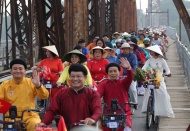 Exploring Hanoi's heritages by bike  