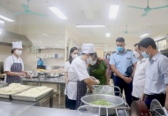 Hanoi health experts warn of risk of cross-contamination through food waste