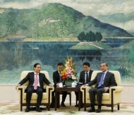 Vietnam, China agree to maintain dialogue on South China Sea issues