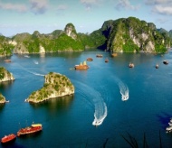 Vietnam tourism earns two world’s leading titles for first time