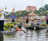 Exploring singularities of 54 Vietnamese ethnic groups right in Hanoi