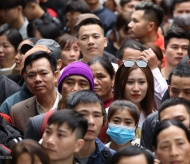 Pilgrims asked to wear masks when visiting pagodas and temples