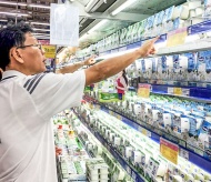 Vietnam’s consumer prices remain at 7-year high in Jan-Feb