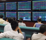 Vietnam finance ministry to reduce brokerage service fees to support market