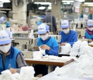 Mounting difficulties may lead half of Vietnam textile-garment firms to bankruptcy