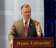 Vietnam has done outstanding job in fight against Covid-19: US envoy