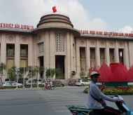 Moody’s changes outlook for Vietnam’s banking system to negative on Covid-19