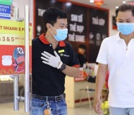 Vietnamese tech retailers manage to survive Covid-19 pandemic