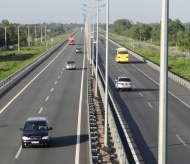 Vietnam transport ministry plans over US$17 billion to build expressways in 5 years