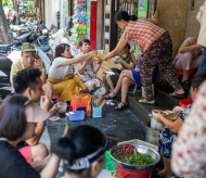 What to eat with US$4.3 in downtown Hanoi