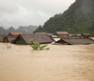 US provides US$100, 000 assistance to Vietnam’s response to tropical storm Linfa