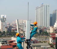 Viettel, MobiFone licensed to pilot 5G commercial running