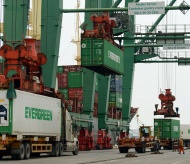 Vietnam trade surplus hits US$19.5 billion in Jan-Oct