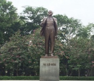 Lenin Park - entertaining rendezvous for Hanoi residents and visitors