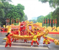 Thirteen teams participate in Hanoi Dragon Dance Festival 2020