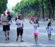 Walking space around Hoan Kiem lake becomes brand of Hanoi