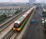 First train of Hanoi’s second metro line hit rails for trial run