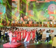 Art performance to celebrate the success of 13th National Party Congress 