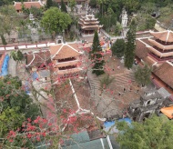 Huong Pagoda Festival kicked off