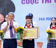 Hanoi student wins 2021 UPU writing contest