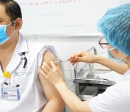 Over 280 thousand AstraZeneca vaccine doses arrive in Vietnam