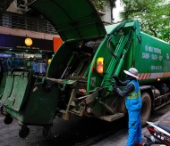 Hanoi faces waste management during Covid-19 outbreak