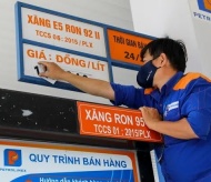 Petrol prices rise by over VND600 per liter