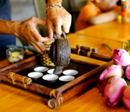 Hanoi’s specialty: Westlake Lotus Tea 