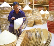 Unique craft of making conical hats in Chuong village