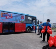 “Zero-dong store on bus” model eases hardship for pandemic-hit workers in Hanoi