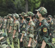 Nearly 34,000 soldiers join pandemic fight in HCM City 