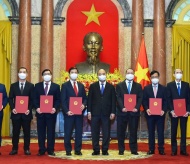 Vietnam appoints 8 ambassadors for 2021-2024 term 