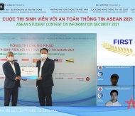 Hanoi's students win first prize at ASCIS 2021