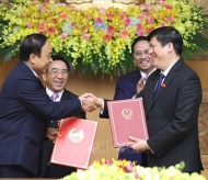 Vietnam allows Laos to use seaports