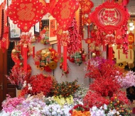 Red color brings “Tet excitement” to Hanoi’s downtown street