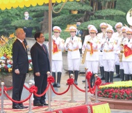 Malaysia Prime Minister welcomed in Vietnam 