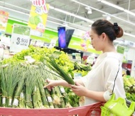 Vietnam to ban disposable plastic bags at supermarkets from 2026