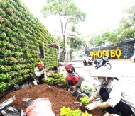 Trinh Cong Son pedestrian street embellished for the big national holiday