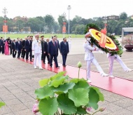 State and Hanoi leaders commemorate President Ho Chi Minh's birthday