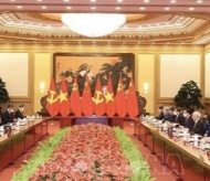 Vietnam gives top priority to developing ties with China: Party leader