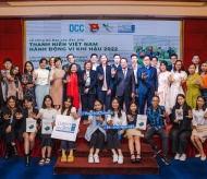 Vietnamese youth acts against climate change ahead of COP27