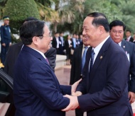 Vietnam PM makes first visit to Laos 