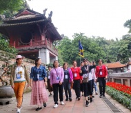 Chinese tourists impressed by Hanoi's must-see attractions