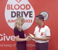 US Embassy encourages more people in Hanoi to donate blood