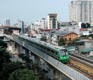 Cat Linh-Ha Dong urban rail becomes popular means of transport 