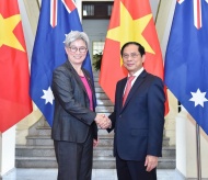 Australian FM welcomed in Hanoi on official visit