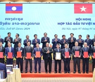 Vietnam, Laos strengthen investment cooperation  